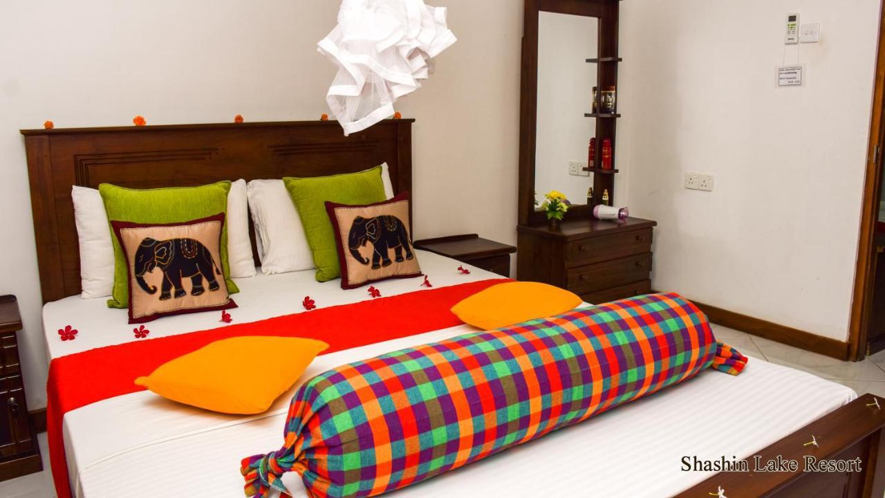 Shashin Lake Resort Dambulla Exterior foto